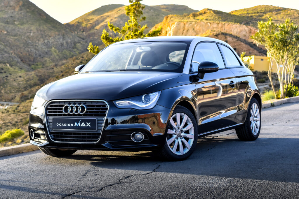 Audi A1 1.6 TDI Attraction portada